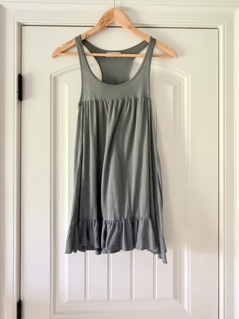 Michael Stars Y2K Grey Ruffle-Hem Scoop Tank